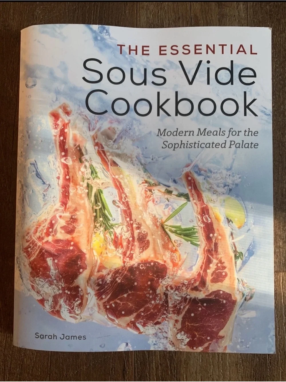 Anova A2.2 Sous Vide Precision Cooker with Bluetooth & Bonus 237 Page Cook Book!
